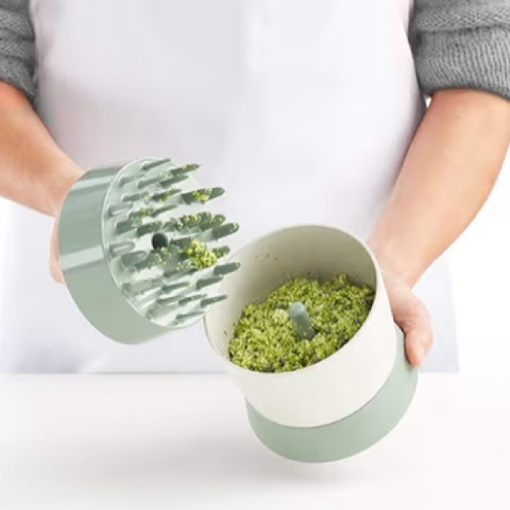 LEKUE Veggie Ricer/Cauliflower Ricer, Green - Picture 3 of 13